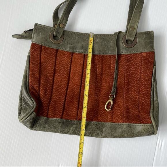 Genuine leather made in Argentina shoulder bag - Picture 6 of 7